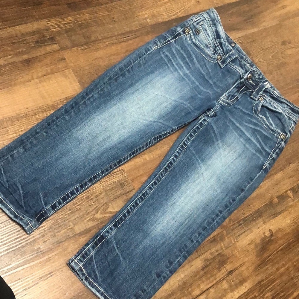 Miss Me Capri’s